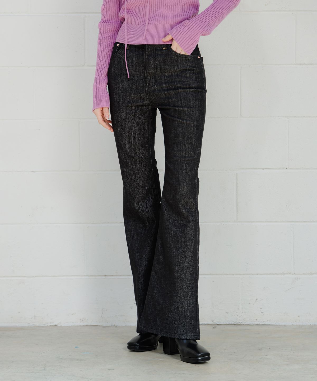 판도라핏(PANDORAFIT) [BOOTSCUT] Fancy Liner Jeans