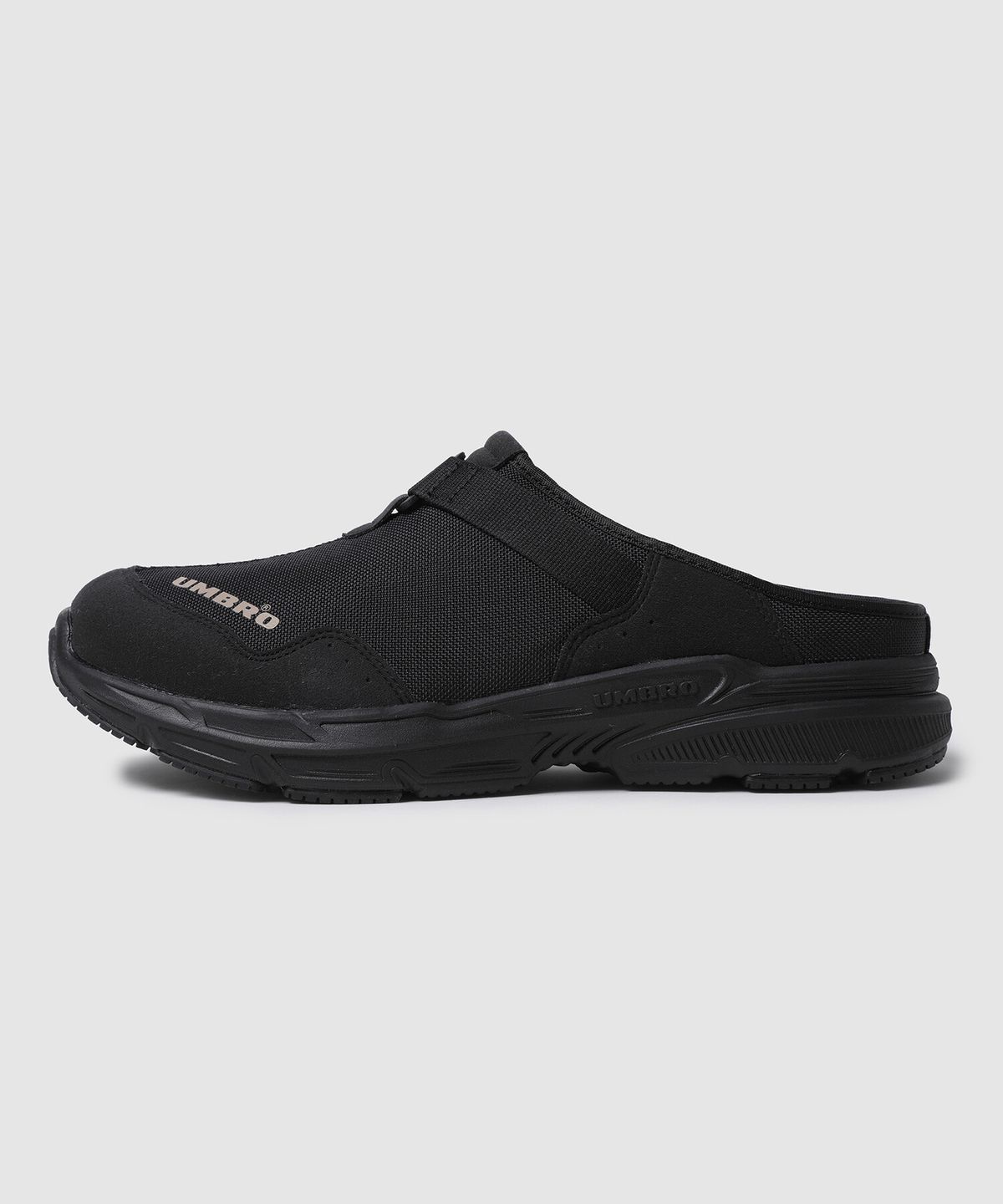 엄브로(UMBRO) EZIPPER (이지퍼) 블랙(UQ123EMU20)