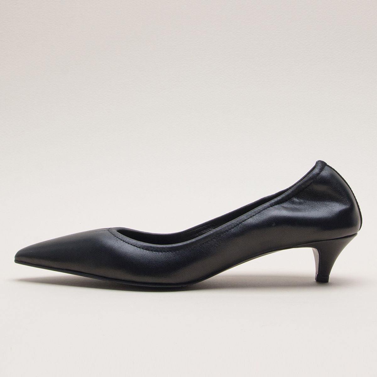 카렌화이트(KAREN WHITE) Sage kw2812 4cm 펌프스