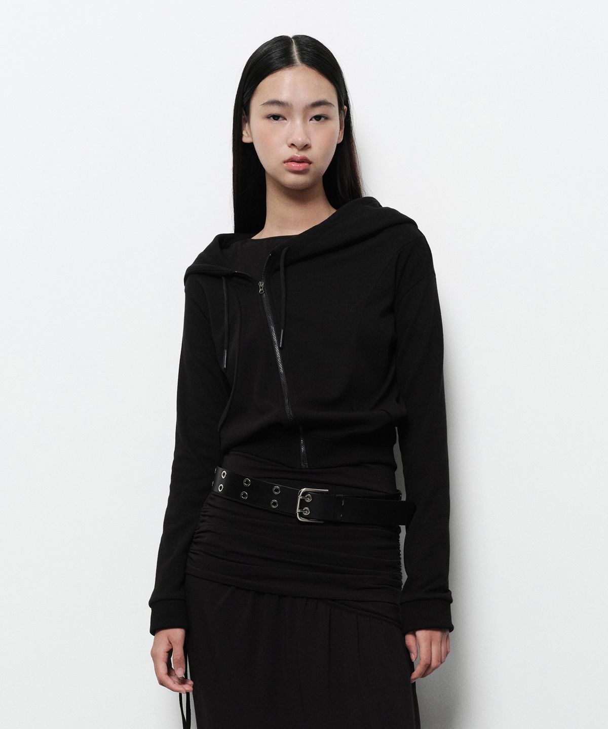 다이애그널(DIAGONAL) DIAGONAL ZIP UP HOODIE (black)