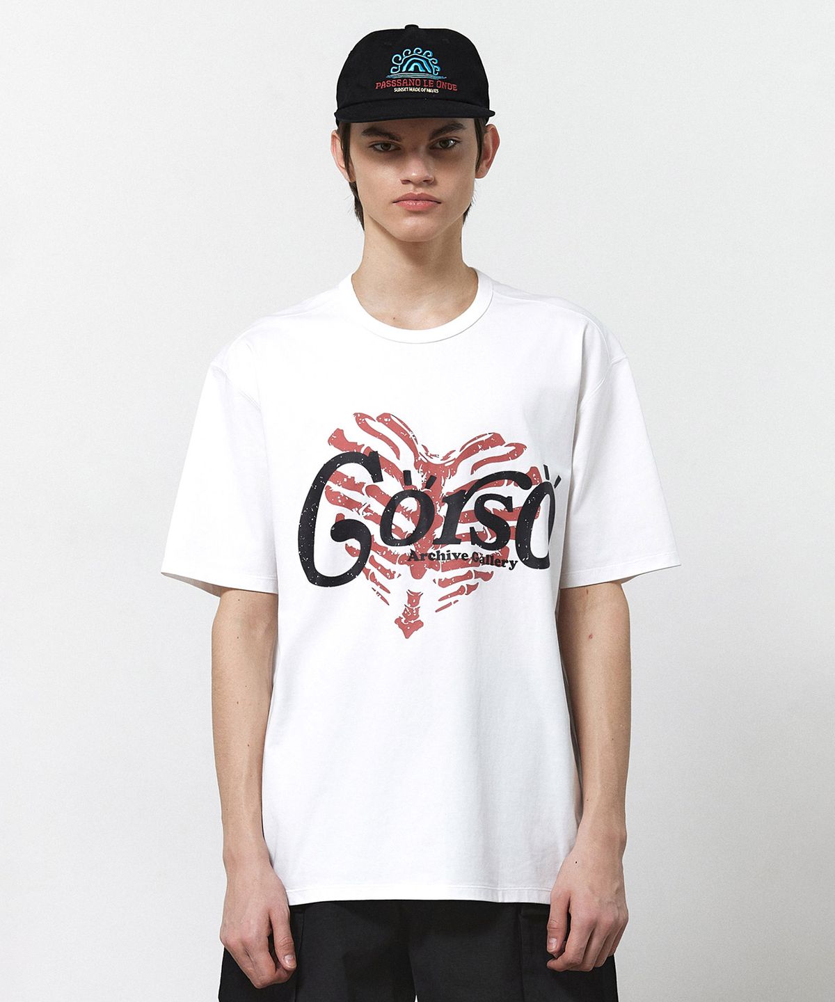 일꼬르소(IL CORSO) CORSO BONE HEART 반팔 티셔츠 화이트 IETS5E412WT