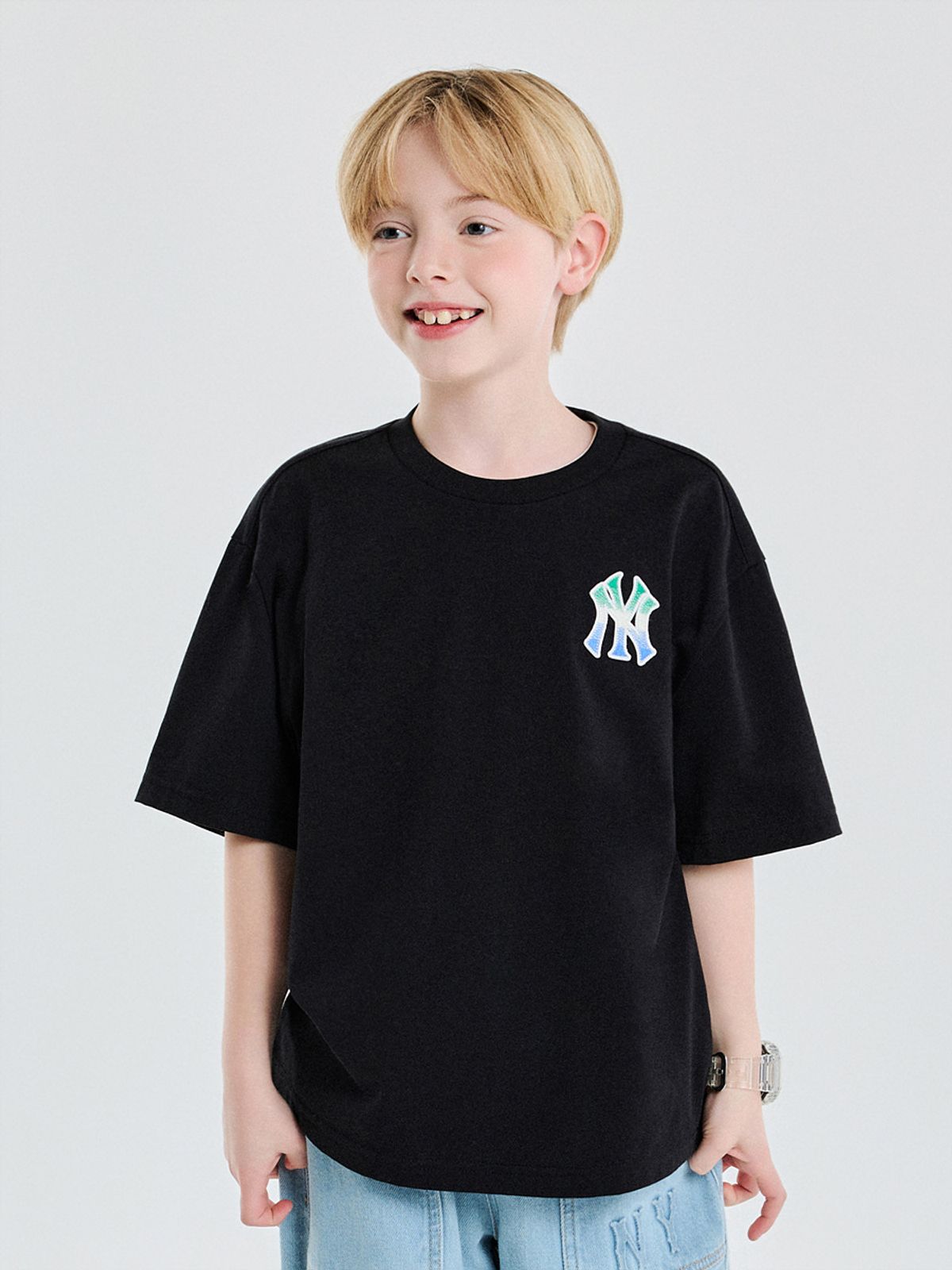 엠엘비 키즈(MLB KIDS) 클래식 모노그램 그라데이션 빅럭스 티셔츠 NY (Black)