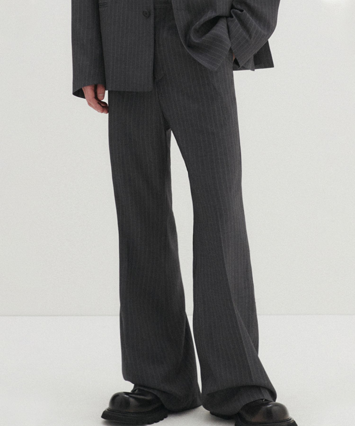 RENOL】stripe slacks チャコール RENOL】stripe slacks (2color