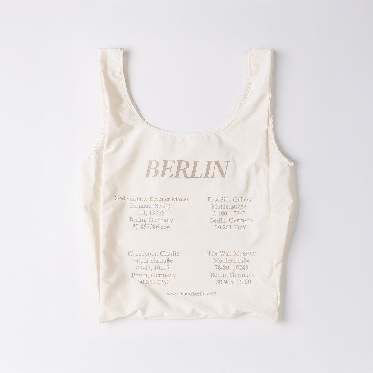 마우어(MAUER) MAUER BERLIN MEMORIAL PLACE REUSABLE BAG (CREAM)