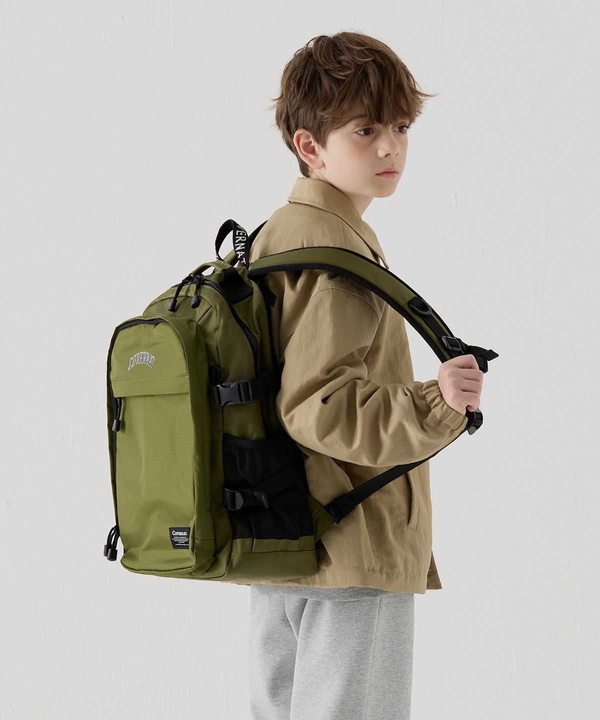 커버낫 키즈(COVERNAT KIDS) 컬리지 로고 백팩 카키 CK2500BP04KH