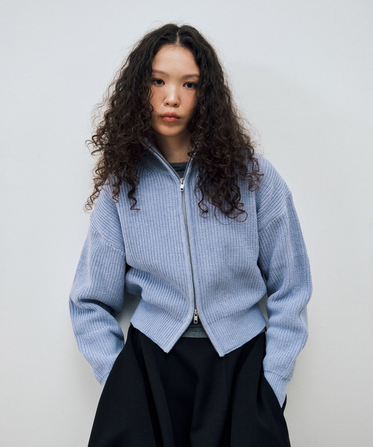 마이스(MAIS) TWO WAY KNIT ZIP-UP CARDIGAN / LAVENDER