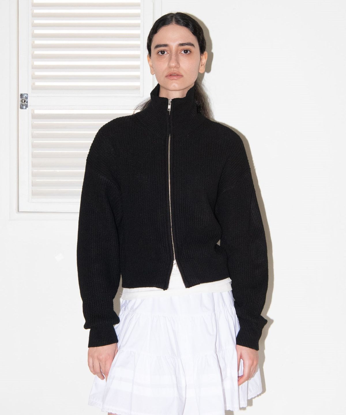 마이스(MAIS) TWO WAY KNIT ZIP-UP CARDIGAN / BLACK