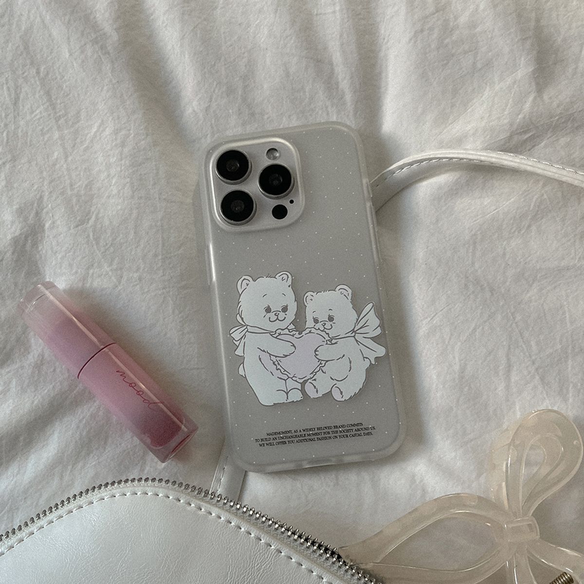 메이드모먼(MADEMOMENT) vintage heart bear 디자인 [반투명 폰케이스]
