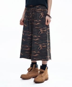 카모 8부 스웨트 버뮤다 팬츠 - 카키