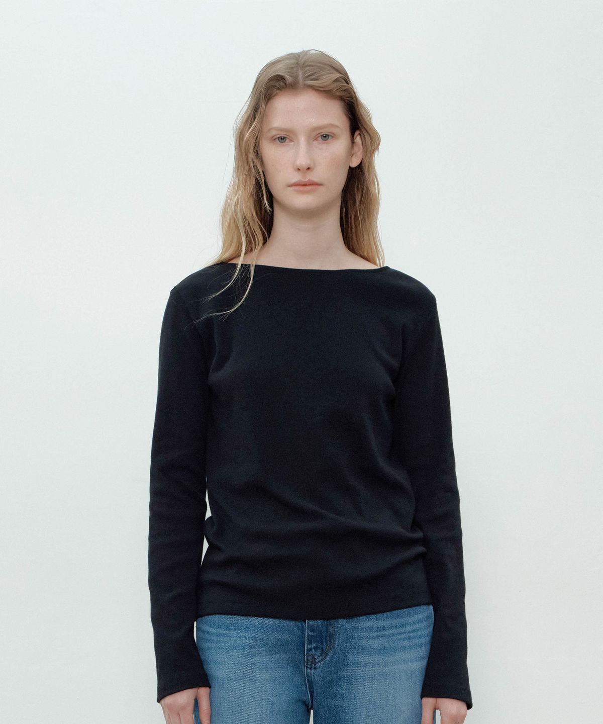 더마고(THEMARGOT) BASIC BOAT NECK T-SHIRTS (BLACK)