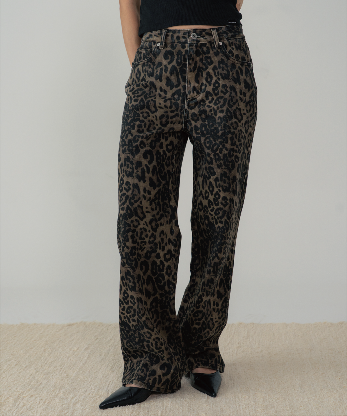 지제뮤지엄(ZIZEMUSEUM) LEOPARD WIDE PANTS  (BROWN)