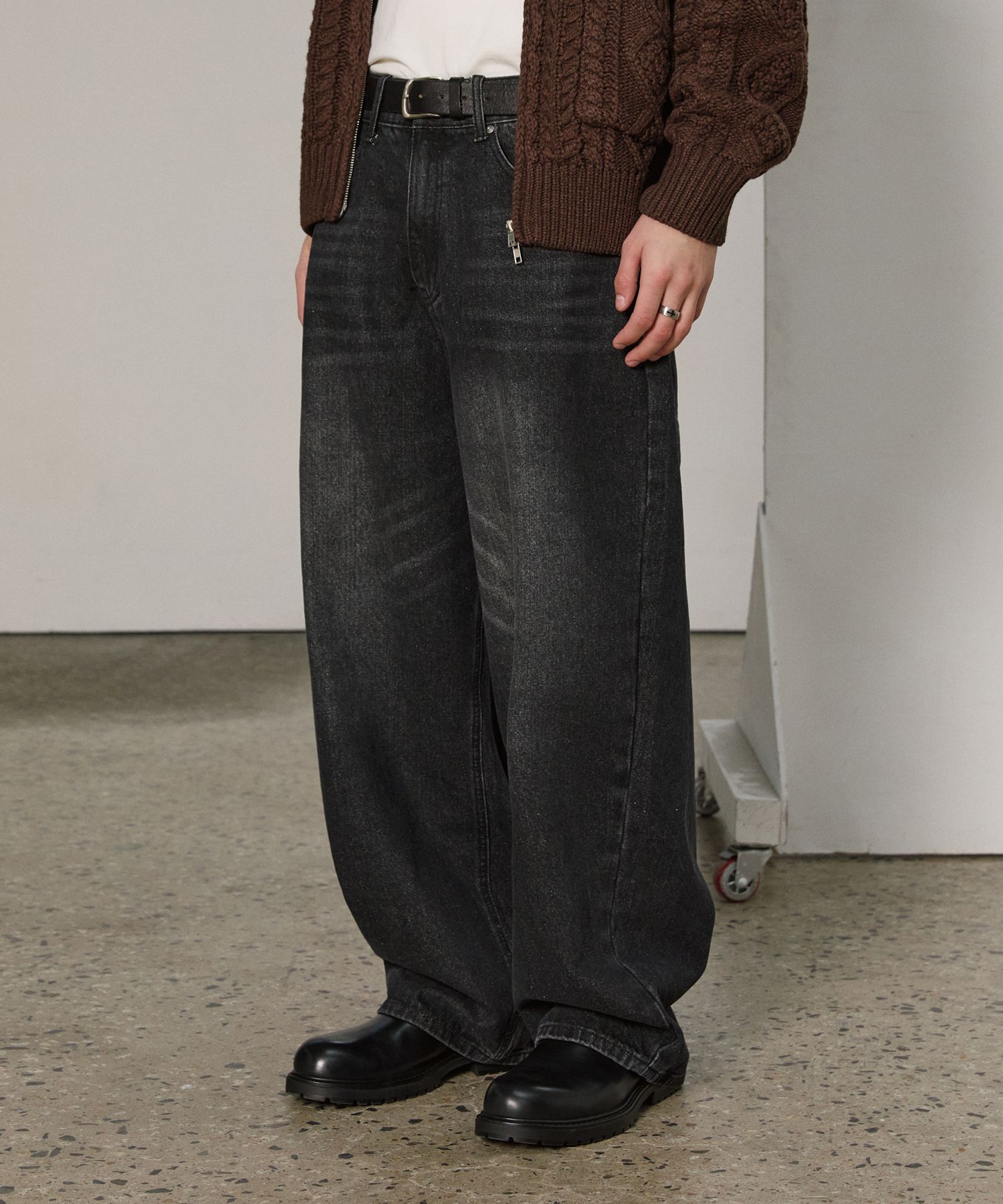 【YOURNUS】Melting Black Vintage Wide Denim BLACK WIDE DENIM – Atwo Archive