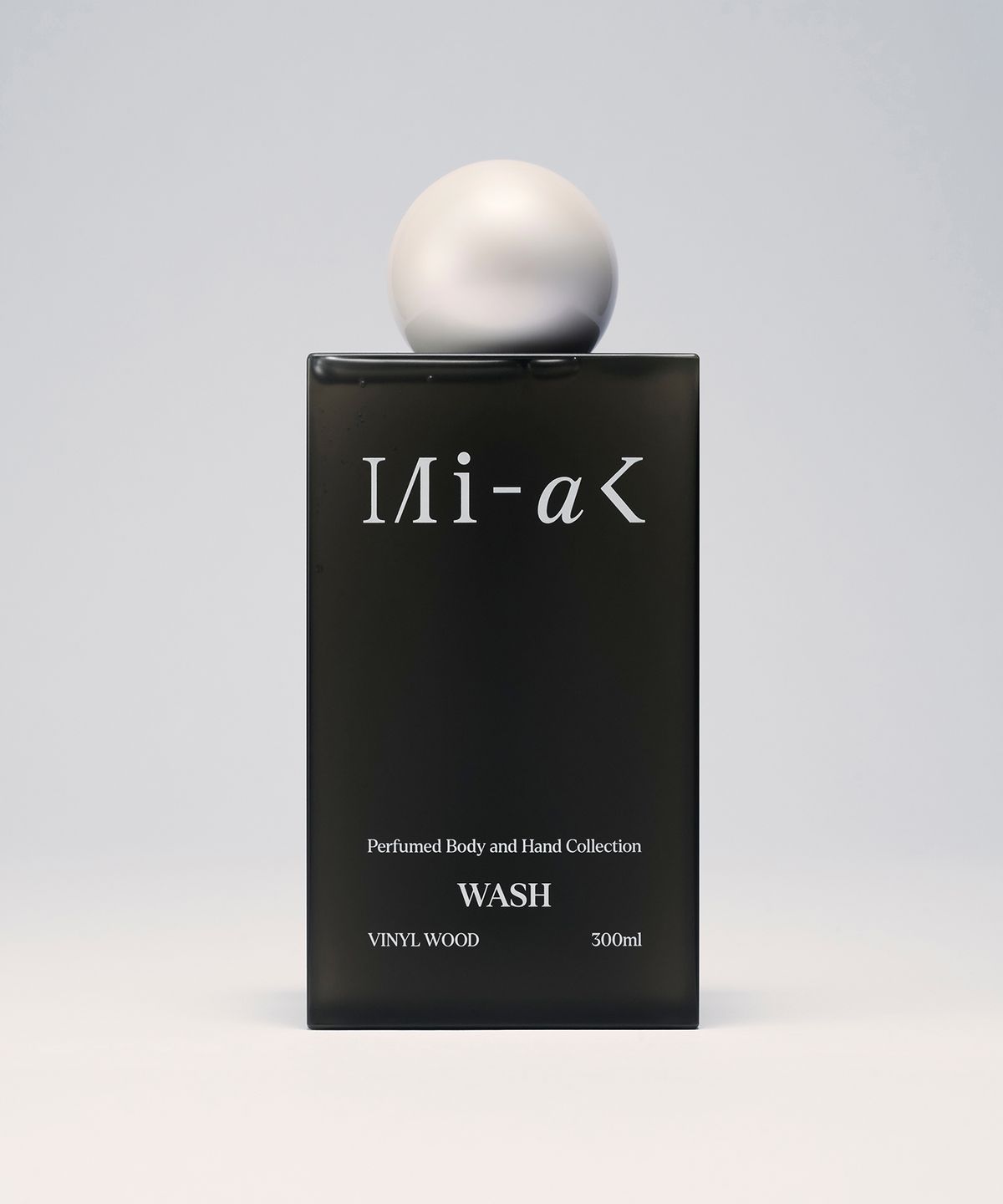 미학(MIHAK) 바이닐우드 퍼퓸드 바디 & 핸드 워시 300ml