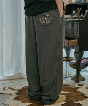 해피데이 포켓 피그먼트 스웨트팬츠 스모크블랙