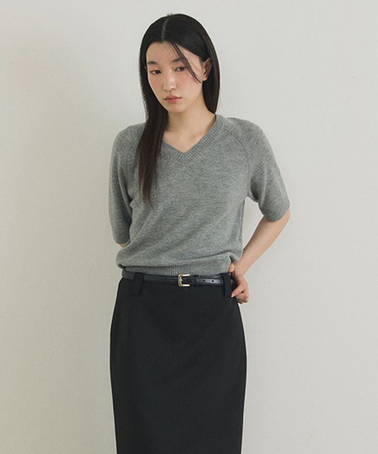 merino wool v-neck half knit top-gray