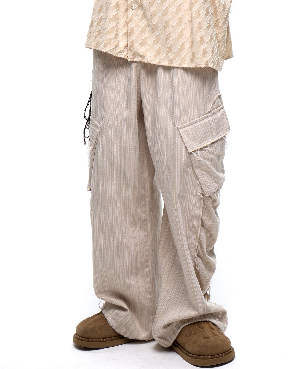 알에스에스씨(RSSC) WRINKLE MIXED STRIPE CARGO PANTS - BEIGE