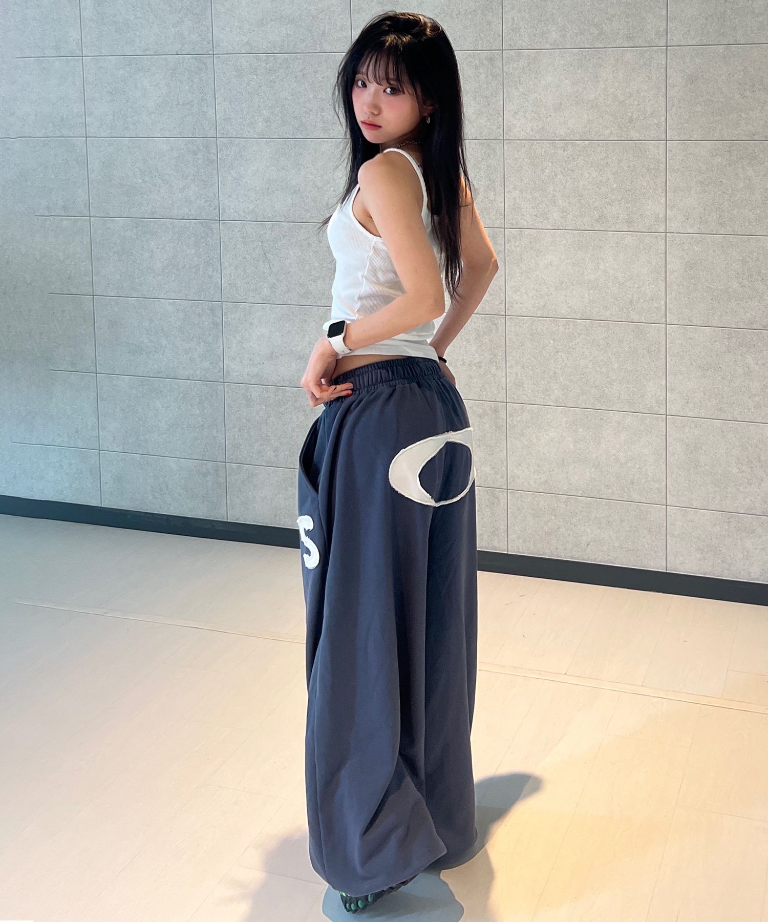 MUSINSA公式 | SCALLYWAG ロゴアップリケスウェットパンツ[ダークブルー]
