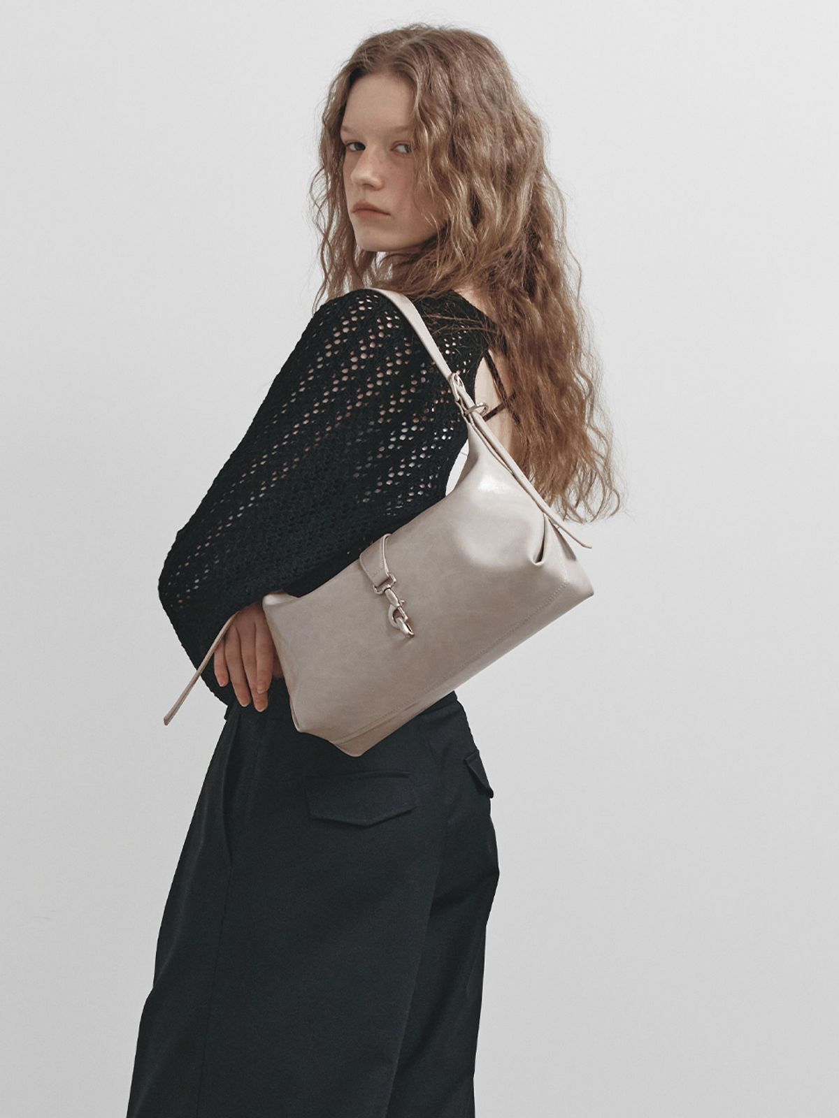 레이브(RAIVE) Hailey Small Shoulder in L/Grey UA5SB075-11