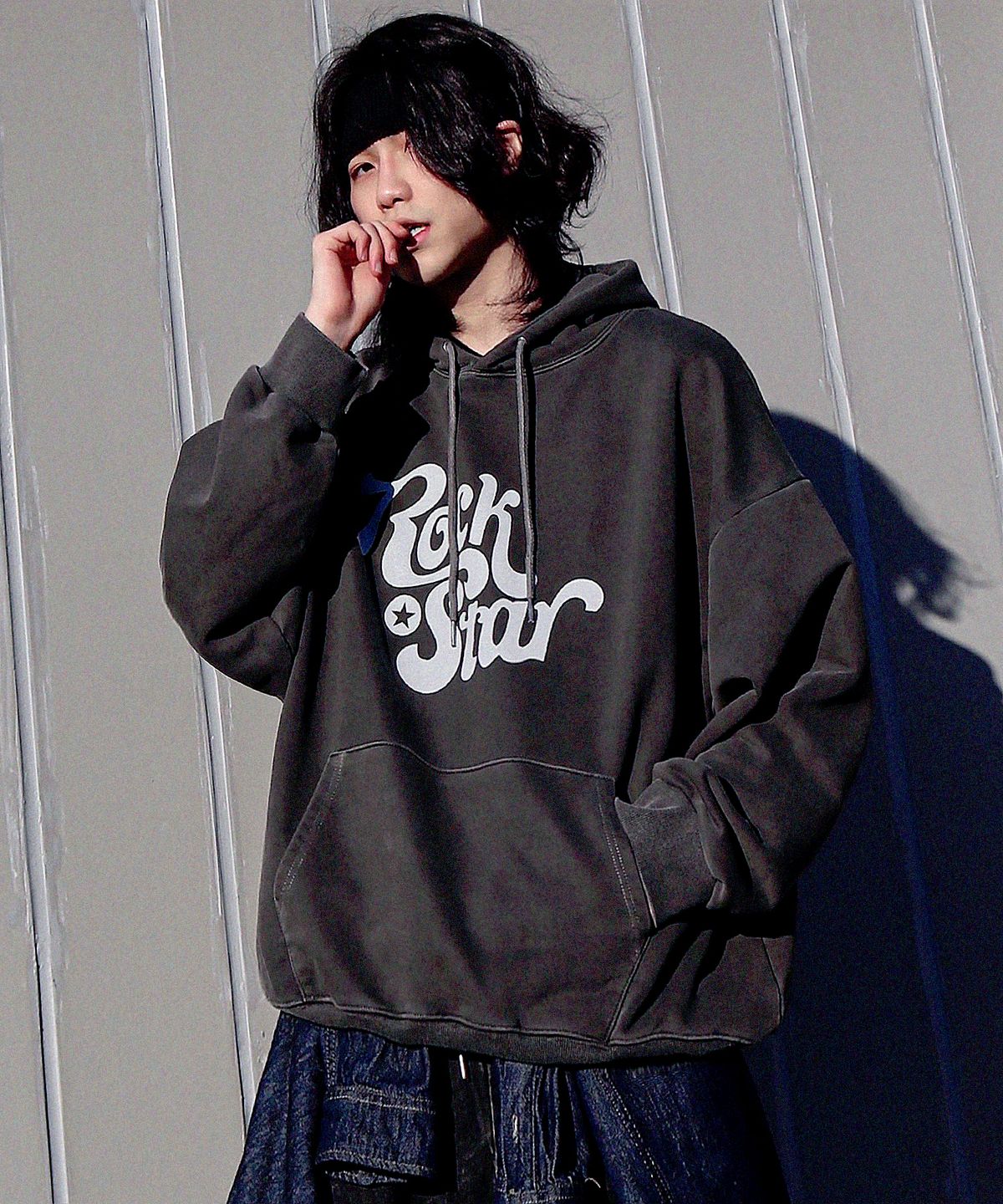 더마일(THEMILE) ROCK STAY SWEAT HOOD [PIGMENT D.GREY]