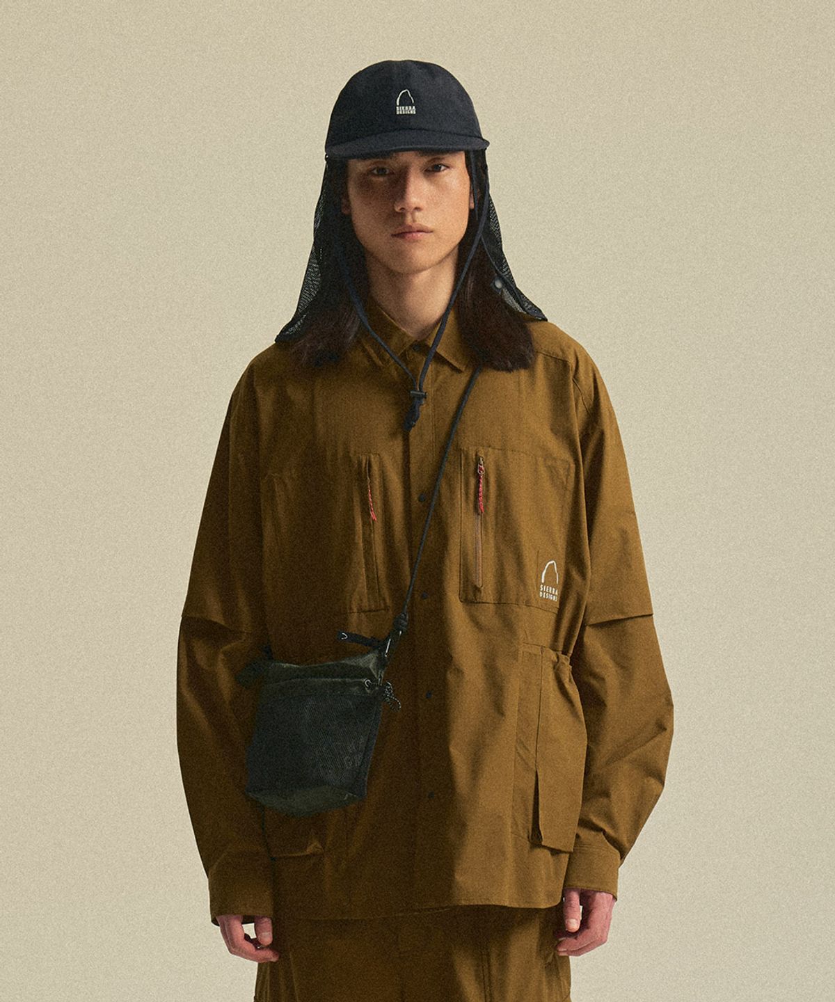 시에라디자인(SIERRA DESIGNS) 라센 (LASSEN) 초경량 크로스백 BLACK