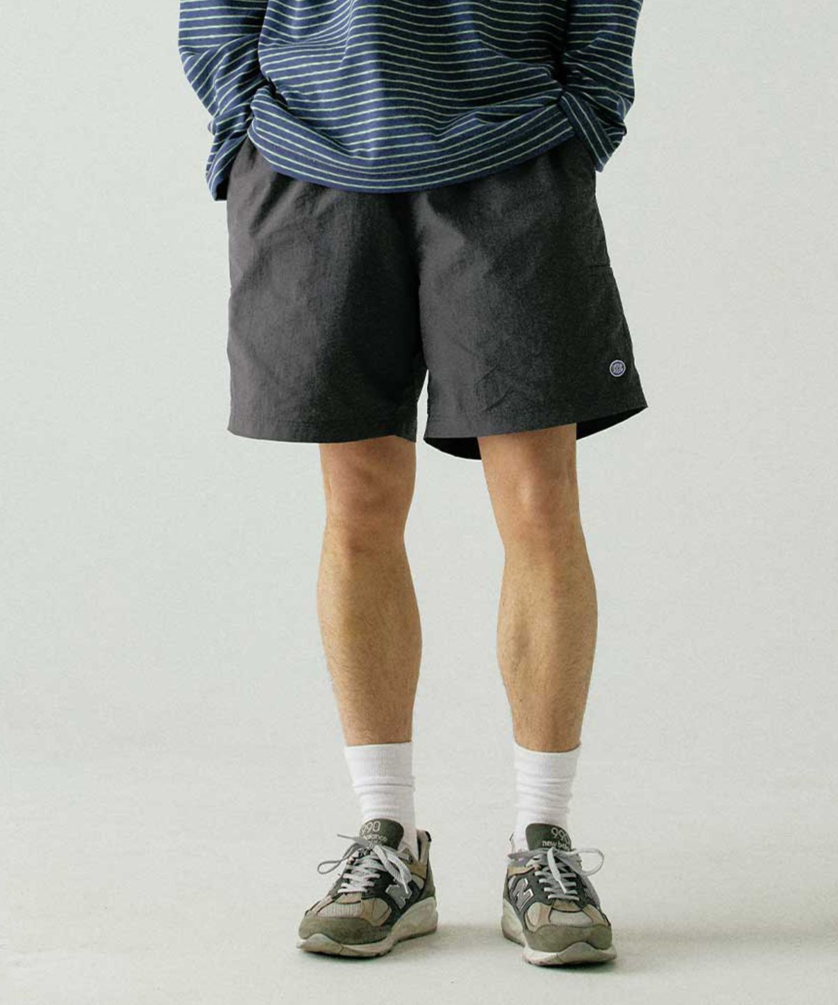 디스커스 애슬레틱(DISCUS ATHLETIC) [4COLORS] 유틸리티 포켓 로고 나일론 쇼츠