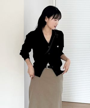 (W) 베이직 에센셜 워셔블 브이넥 가디건 BLACK