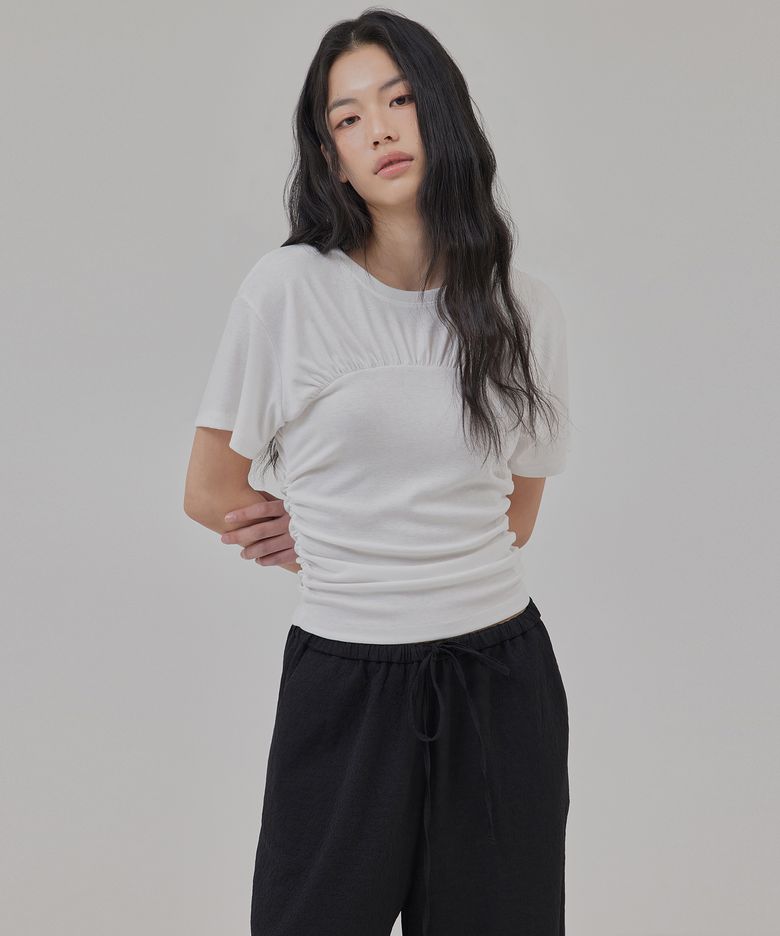 ARCHED LINE SHIRRED TOP_T516TP117