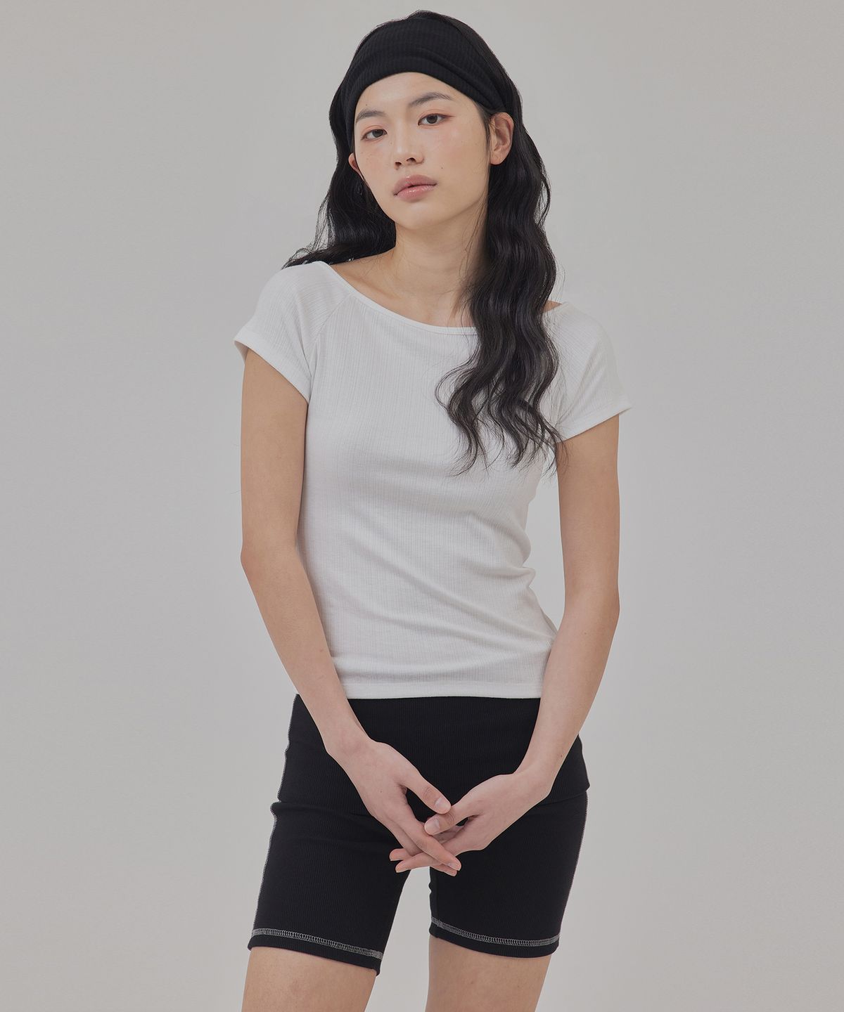 탑걸(TOPGIRL) RAGLAN SLEEVED BOAT NECK TOP_T516TP100