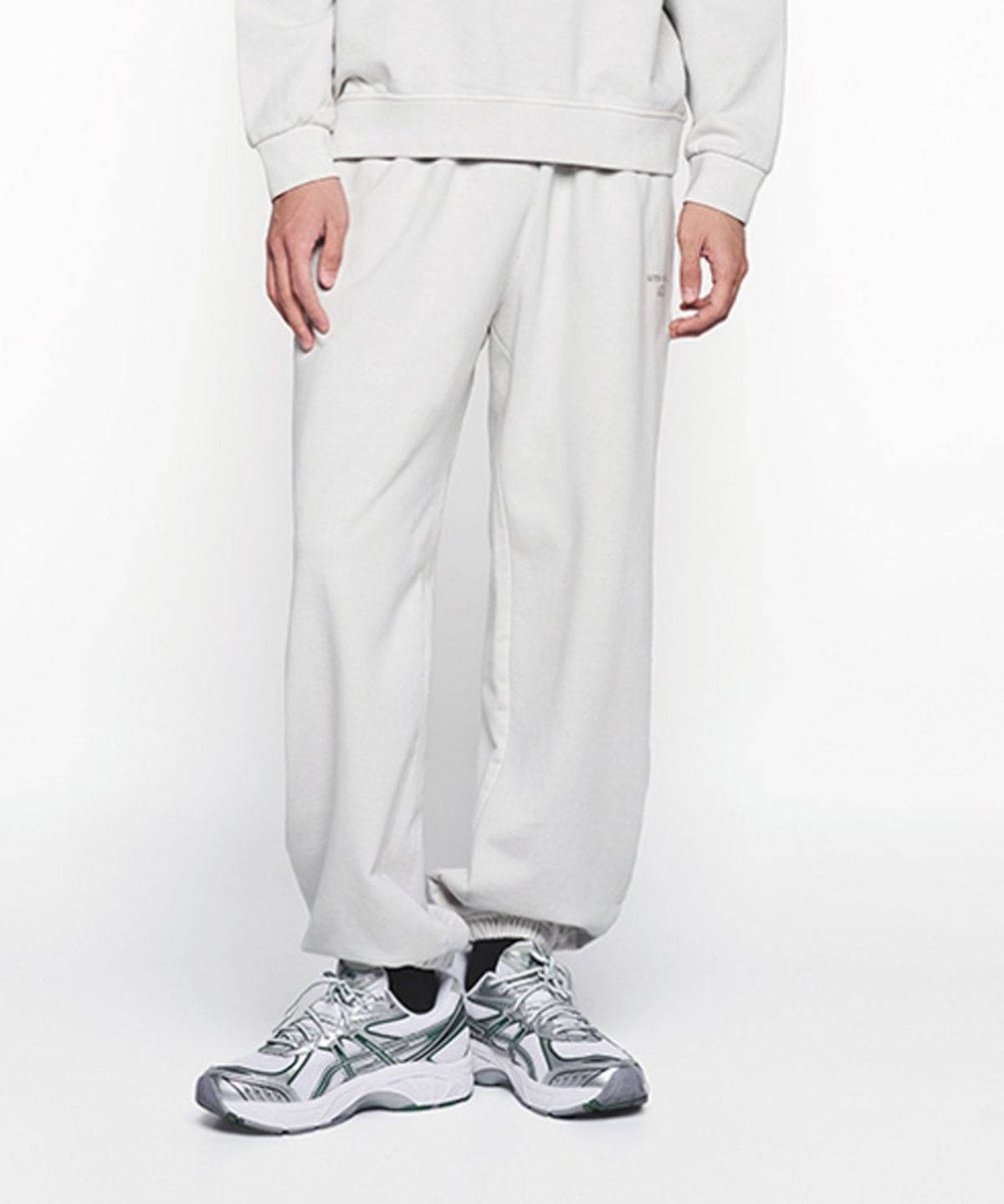 아크메드라비(ACME DE LA VIE) PIGMENT BASIC LOGO JOGGER PANTS (2COLOR)