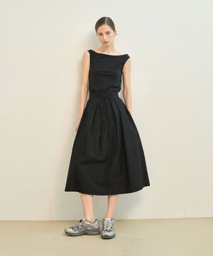 Atte Flare Skirt _ Black