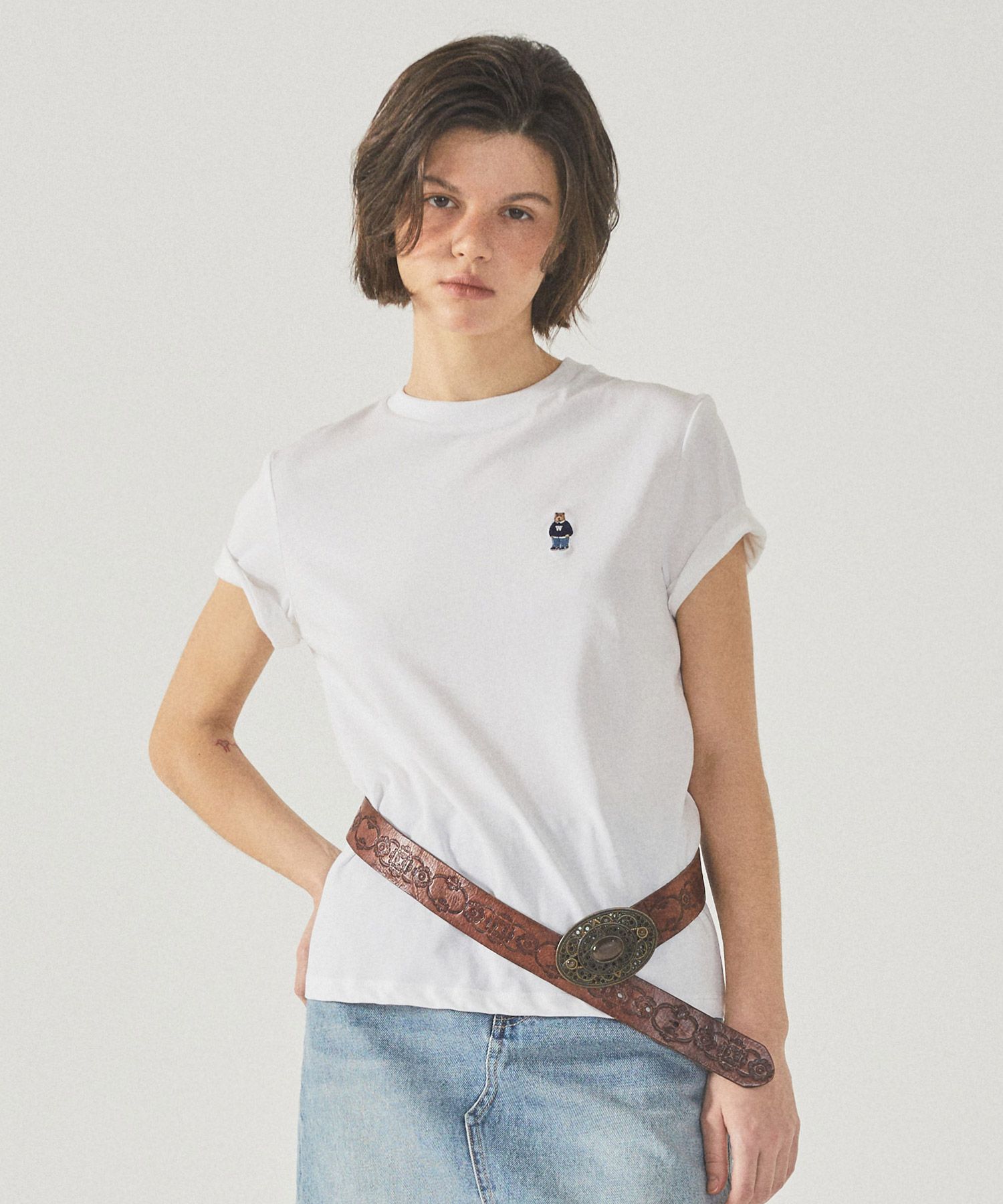 【韓国WHO.A.U フーアーユー】Steve Basic Fit T-shirt(F) 후아유(WHO.A.U) Steve Basic Fit T-shirt(F) / WHRAF2321F