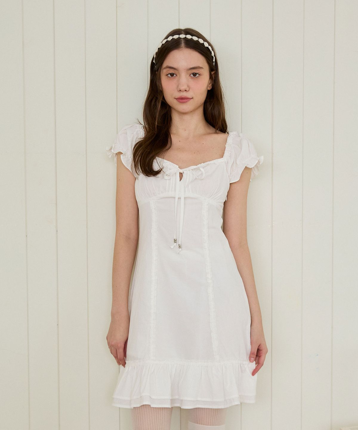 핑크파인애플(PINK PINEAPPLE) PETITE PUFF FRILL DRESS_WHITE