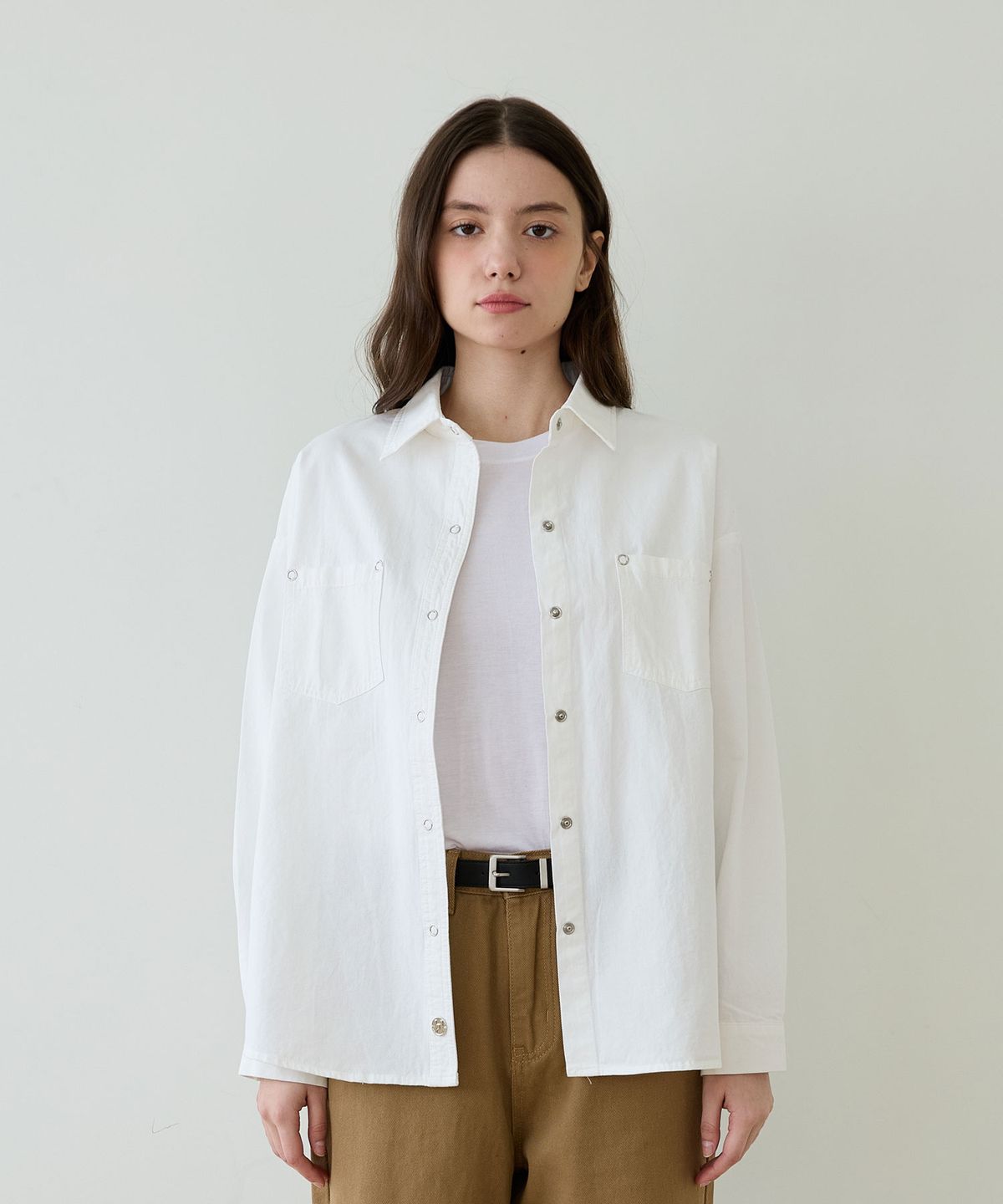 힐리오트(HEALIOTE) EYELET GRACE POCKET SHIRT_WHITE