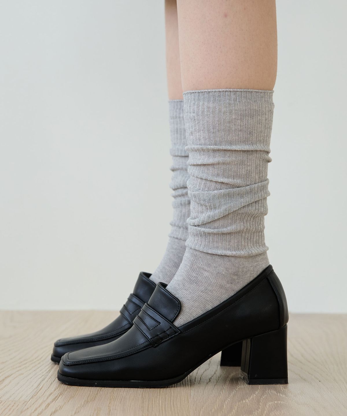 힐리오트(HEALIOTE) [2EA 1SET] HEAL SHEER KNEE SOCKS_GREY
