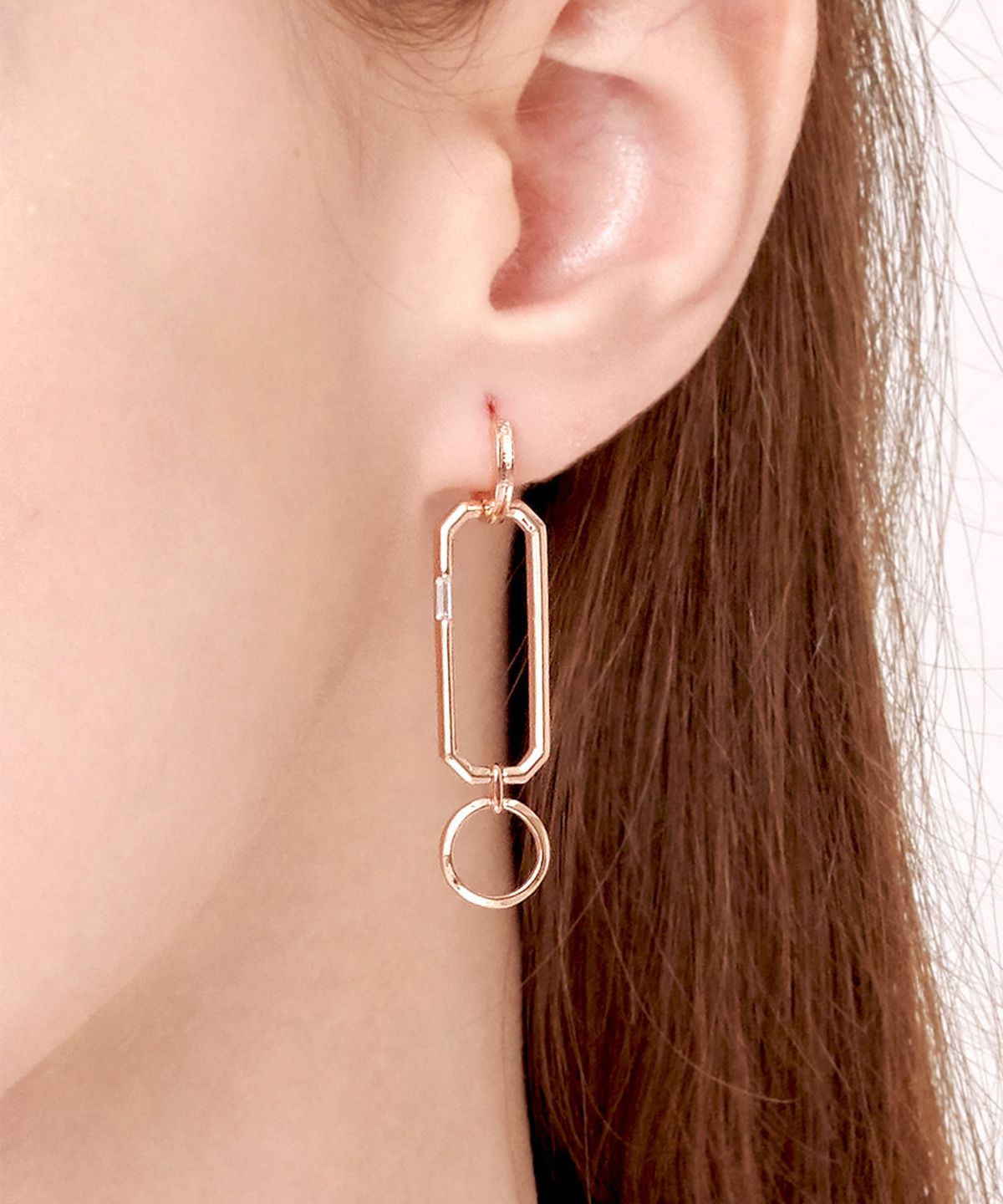 엘르주얼리(ELLEJEWELRY) 14K GF 라운스퀘어 귀걸이 ELGPEE317