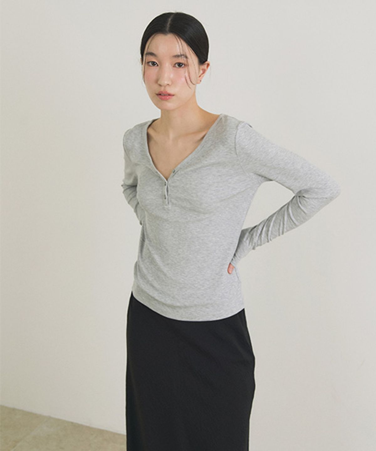 링서울(LINGSEOUL) ribbed button top-gray