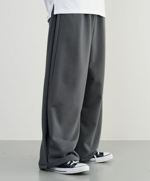 컴피 인버티드 플리츠 스웻 팬츠 [DARK GRAY]