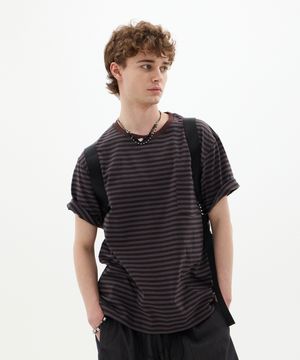 팬텀 스트라이프 라운드 티셔츠 브라운