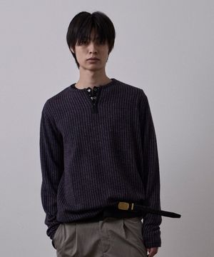 코브 후크 헨리넥 티셔츠 바이올렛