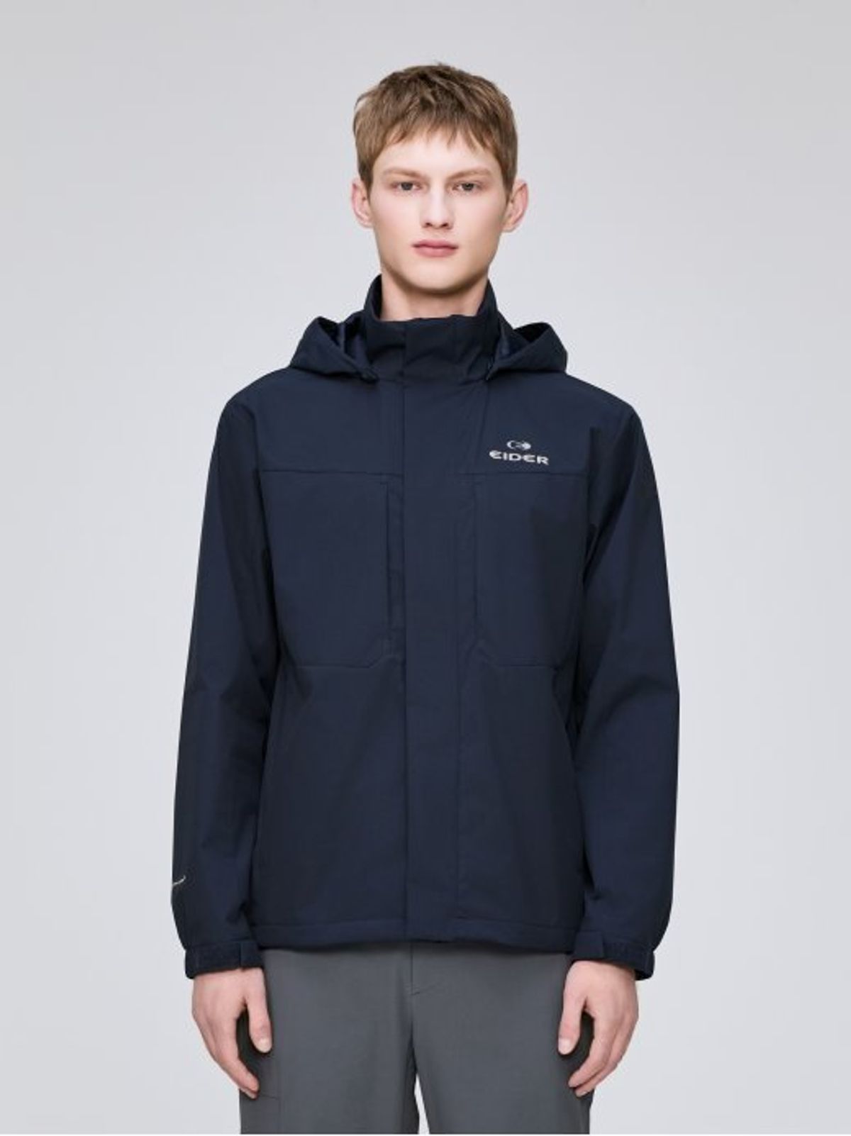 아이더(EIDER) DEFENDER-WIND (디펜더 윈드) 남성 2L 방풍 자켓_Carbon