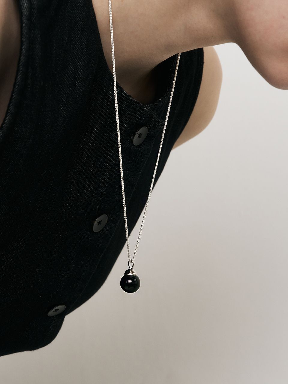 ネックレス・ペンダント Hei black ball pendant necklace MUSINSA | HEI black ball pendant necklace