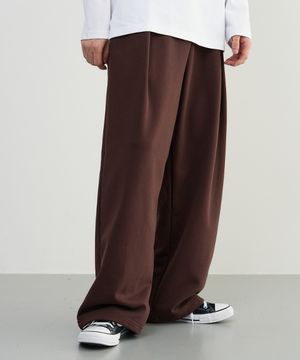 컴피 리버스 플리츠 스웻 팬츠 [BROWN]