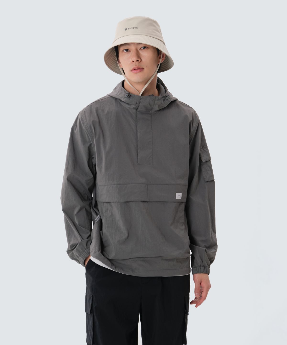 스노우피크 어패럴(SNOWPEAK APPAREL) 루트 후드 아노락 (S25MMRAN60) Dark Gray