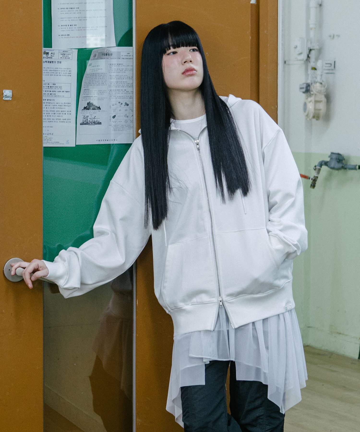 MoGu公式】ラインストーンパーカー レディース メンズ ユニ
