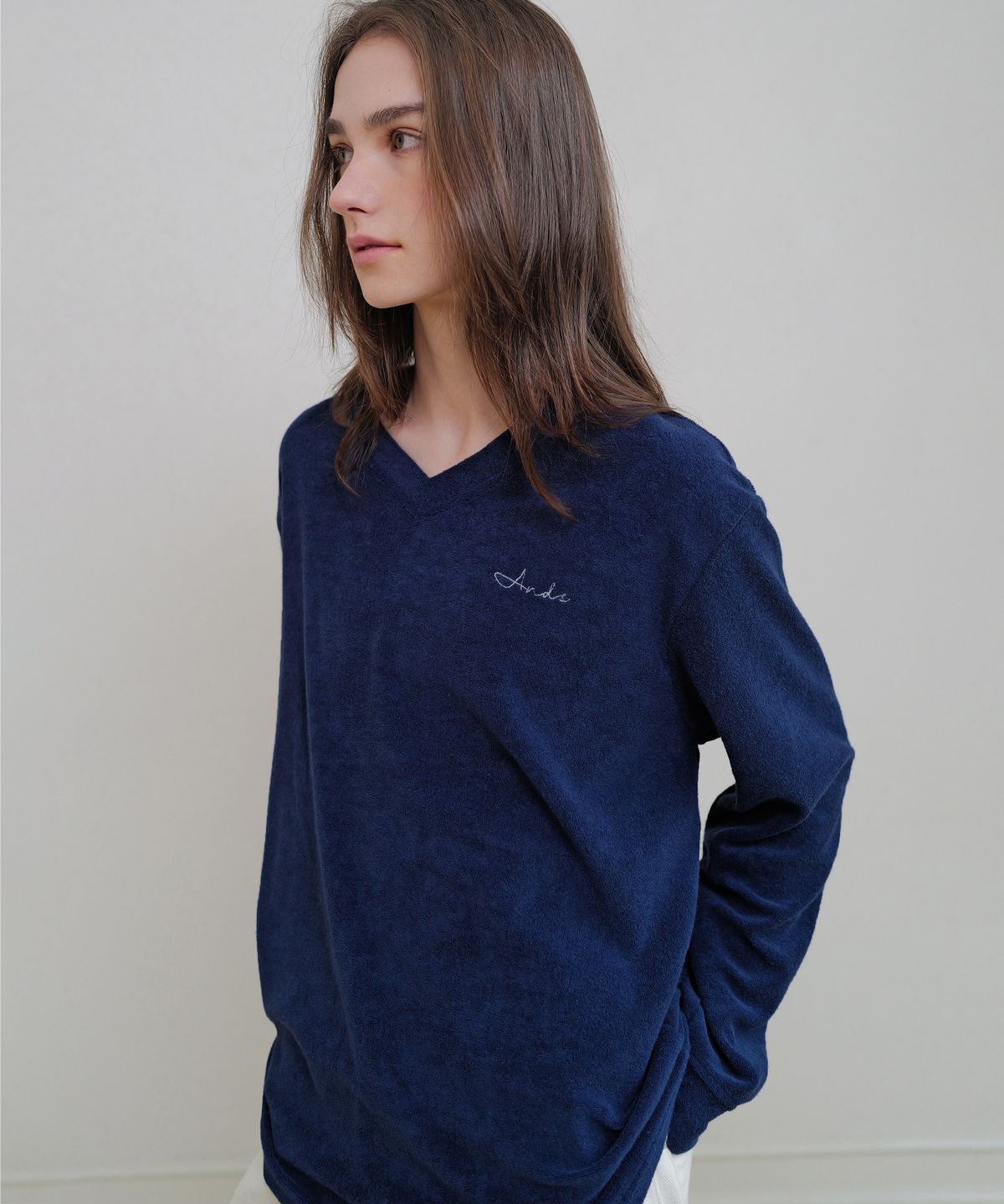 앤니즈(ANDNEEDS) Terry v-neck long sleeve (navy)