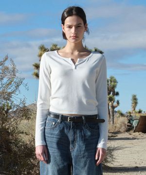 HENLEY NECK LONG SLEEVE T-SHIRT_WHITE_LC267TS03WH