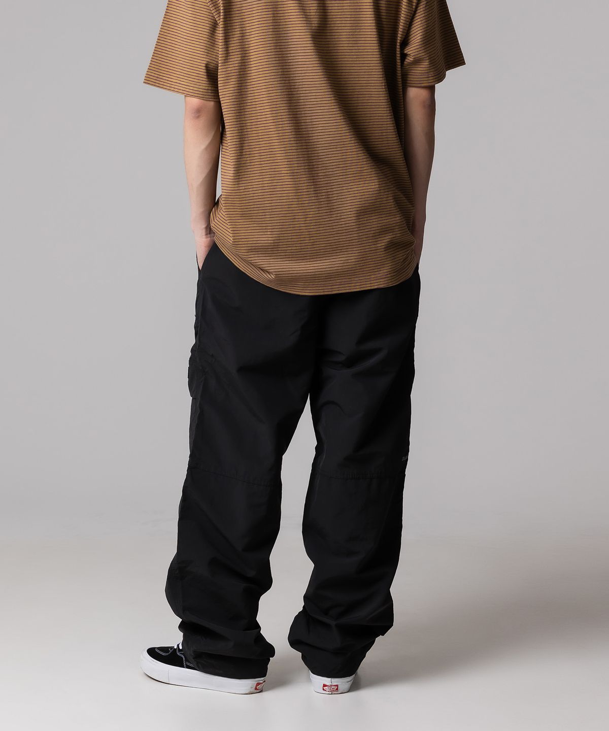디키즈(DICKIES) 퍼티그 라이트 나일론 팬츠 Black