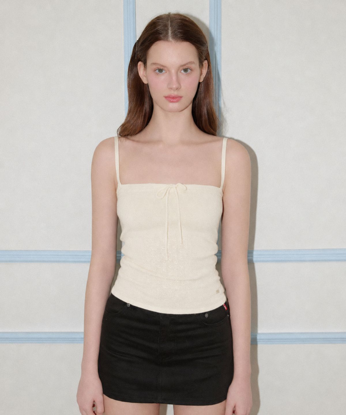 키시닝(KISYNING) Whipped Floral Punching Sleeveless (Cream)