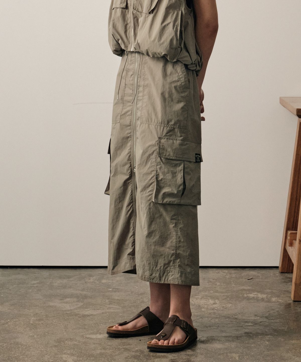 힐리먼트(HELEMENT) 여성 필드 카고 스커트 (L KHAKI)