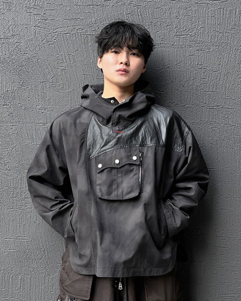 Chasing Nova Anorak/Black
